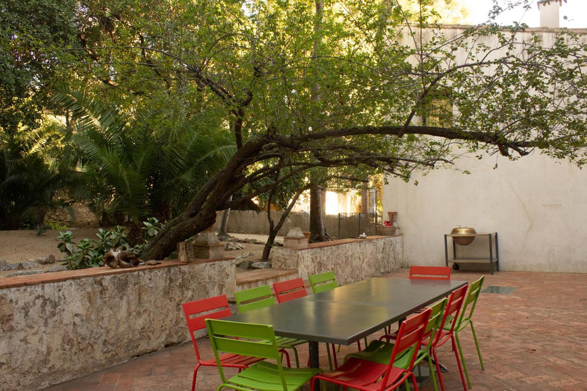 Can Rovira - Stunning Neoclassical Mansion, Just 20 Min Drive From Barcelona City Center, Ideal For Groups And Families Алейя Екстериор снимка