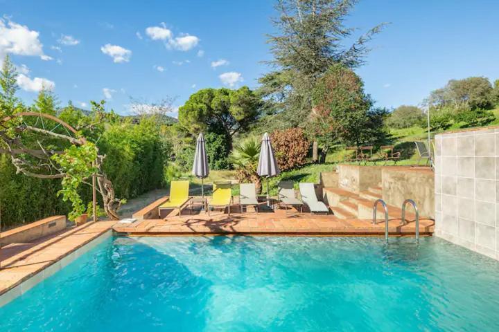 Can Rovira - Stunning Neoclassical Mansion, Just 20 Min Drive From Barcelona City Center, Ideal For Groups And Families Алейя Екстериор снимка