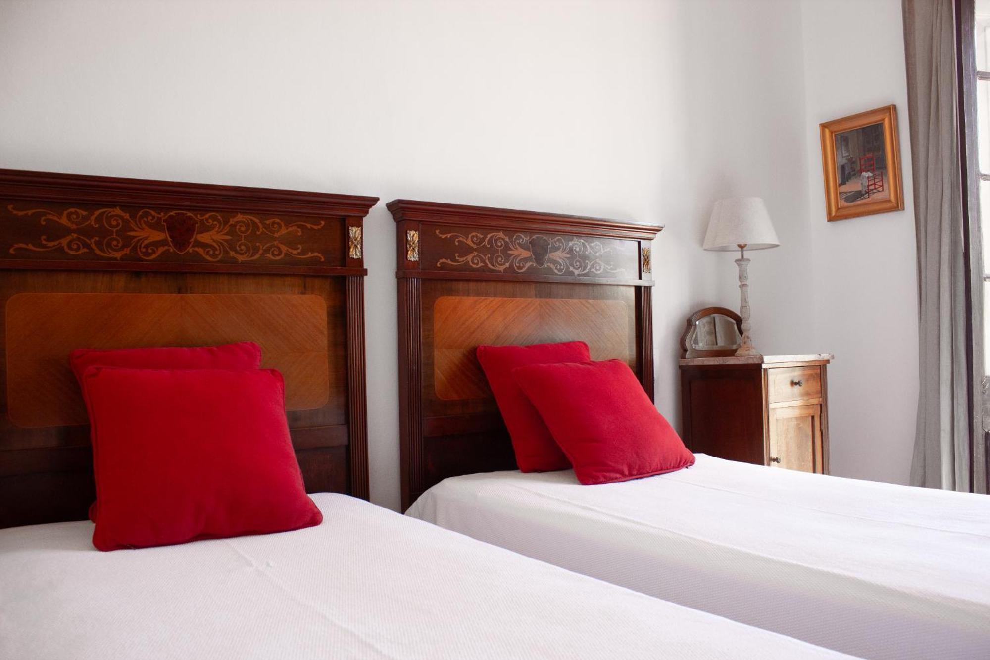 Can Rovira - Stunning Neoclassical Mansion, Just 20 Min Drive From Barcelona City Center, Ideal For Groups And Families Алейя Екстериор снимка